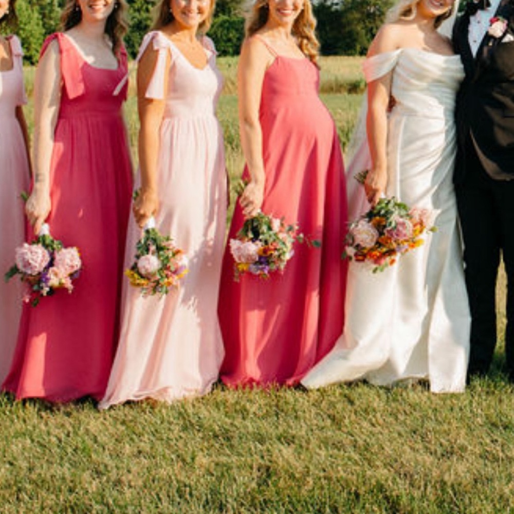 Elegant Pink Maternity Gown - Picture 5 of 5